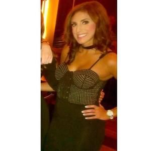 Meet your Posher, Dominique